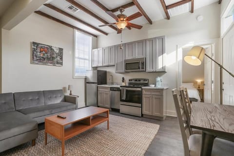 Kitchen or kitchenette, Living room, Seating area, Dining area, dishwasher, oven, stove