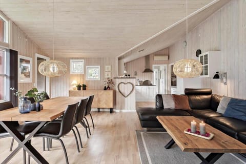 M363-Vaeggerlose-Lupinvej-110 House in Væggerløse