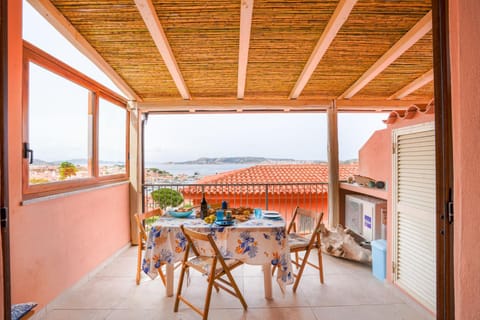 Patio, Day, Natural landscape, View (from property/room), Balcony/Terrace, Sea view