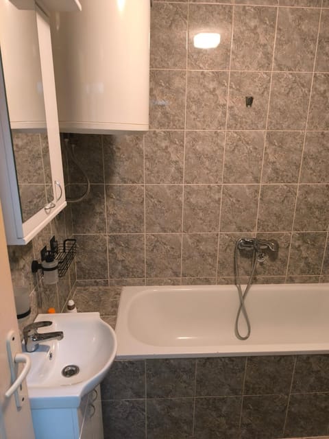 R & P Apartman 2 Mladenovac Apartment in Serbia
