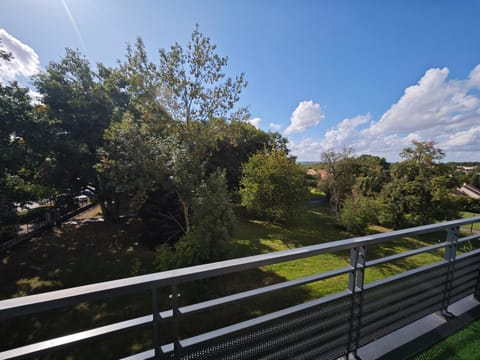 Studio Montévrain Apartment in Chessy