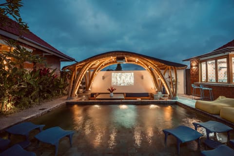 TV and multimedia, Evening entertainment, Pool view, Swimming pool, Entertainment