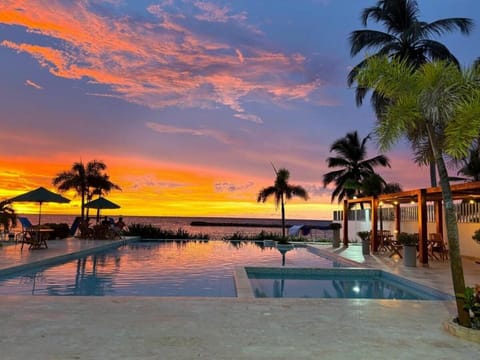 Natural landscape, Beach, Sea view, Swimming pool, Sunset