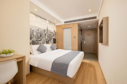 Bed, Photo of the whole room, Bedroom, wardrobe