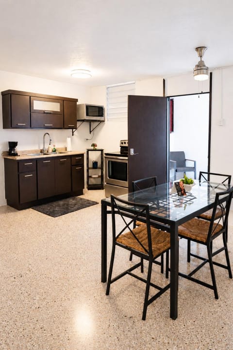 Dining area, internet, kitchen