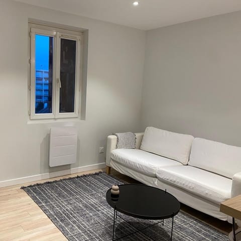 M075 Marquer Jolie chambre en colocation Apartment in Annemasse