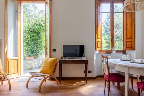 Spring, Summer, Living room, Autumn