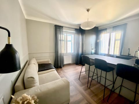 M082 Marquer Jolie chambre en colocation Apartment in Annemasse