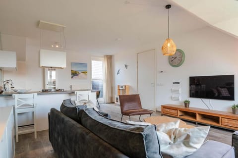 Hello Zeeland - Willibrordusplein 28E Apartment in Zoutelande