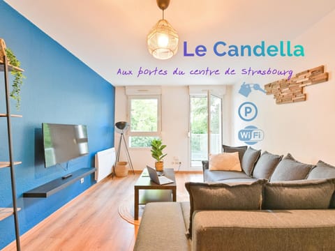Property building, Communal lounge/ TV room, TV and multimedia, Living room, Seating area, Text overlay