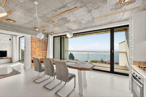 Kitchen or kitchenette, Dining area, Sea view