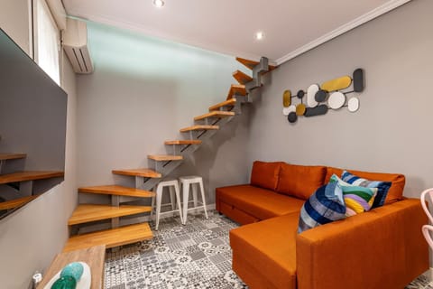Communal lounge/ TV room, TV and multimedia, Living room, Seating area