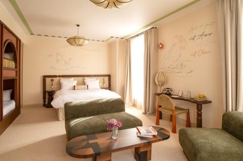 Photo of the whole room, Seating area, Bedroom