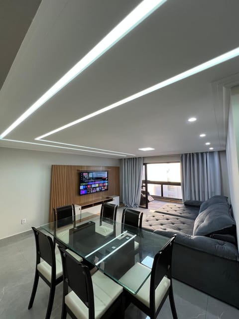 Communal lounge/ TV room, TV and multimedia, Living room