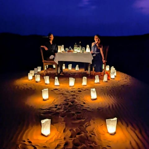 People, Natural landscape, Food and drinks, Drinks