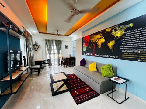 TV and multimedia, Living room, Seating area