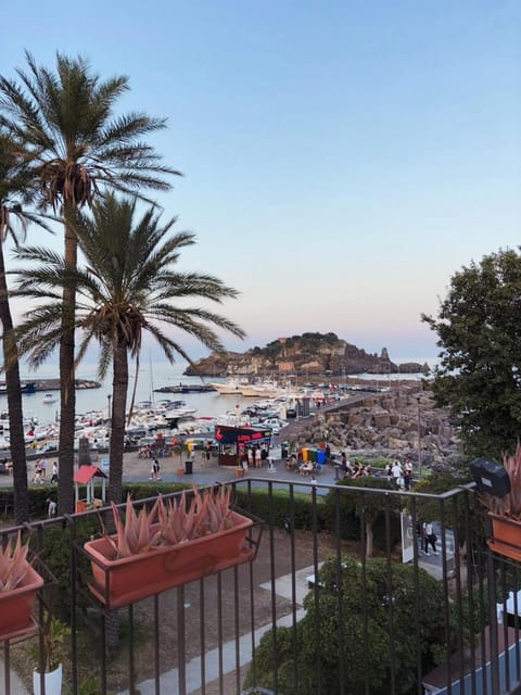 Nearby landmark, Natural landscape, Sea view, Location
