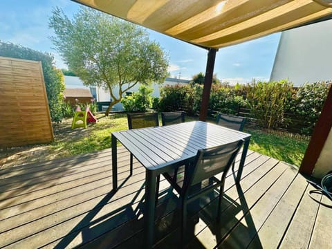 Patio, Garden, Balcony/Terrace, Garden view