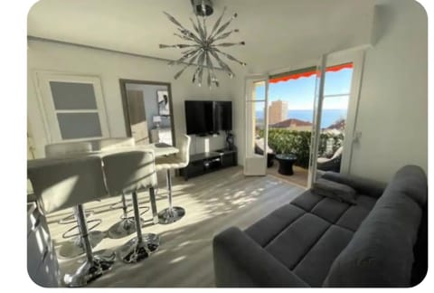 Stella apartment with Seaview on Montecarlo border Apartment in Avenue du Carnier