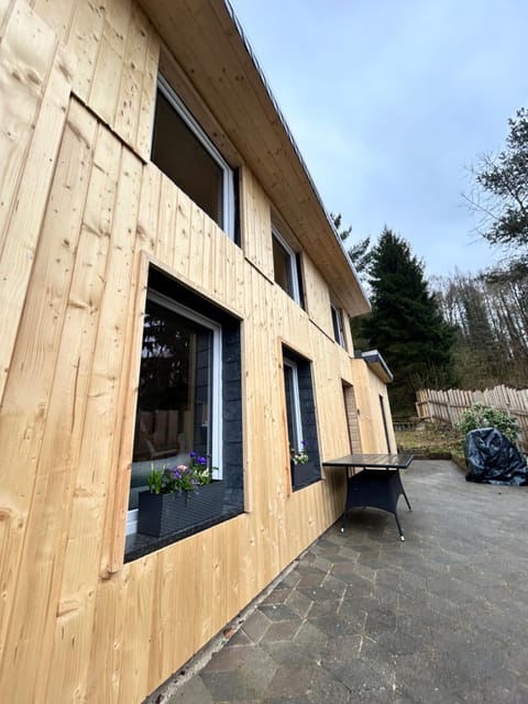 Property building, Day