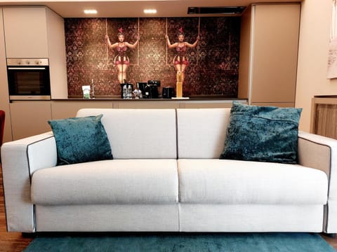 Living room, Seating area
