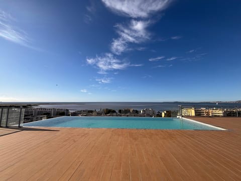 SEASIDE VIEW Saint Laurent Apartment in Nice