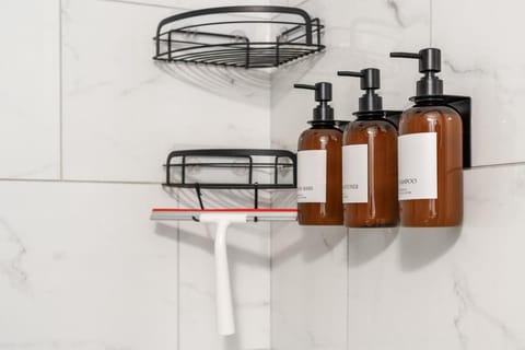 Large House Near Truist Field 15 mins to ATL and Six Flags House in Mableton