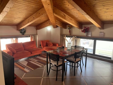 Appartamento via Giorgio Canale 72 Apartment in Chiavari