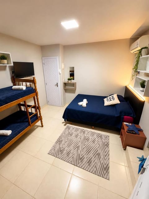 Bed, Photo of the whole room, Bedroom, bunk bed, hair dresser
