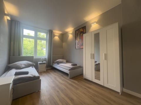 Neues Apartment mit 2 Schlafzimmern und Küche Apartment in Offenbach