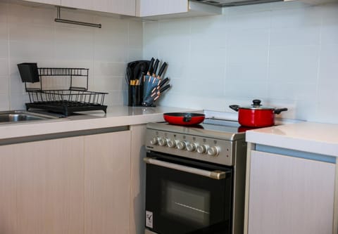 Lavish 2 BHK in Yas Island near Ferrari world and Sea world Apartment in Abu Dhabi