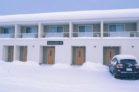 Property building, Day, Winter, Parking