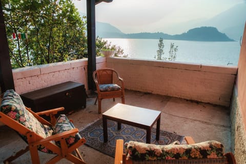 Balcony/Terrace, Lake view