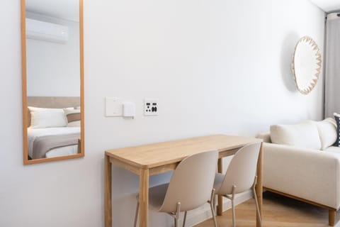 Living room, Seating area, Dining area