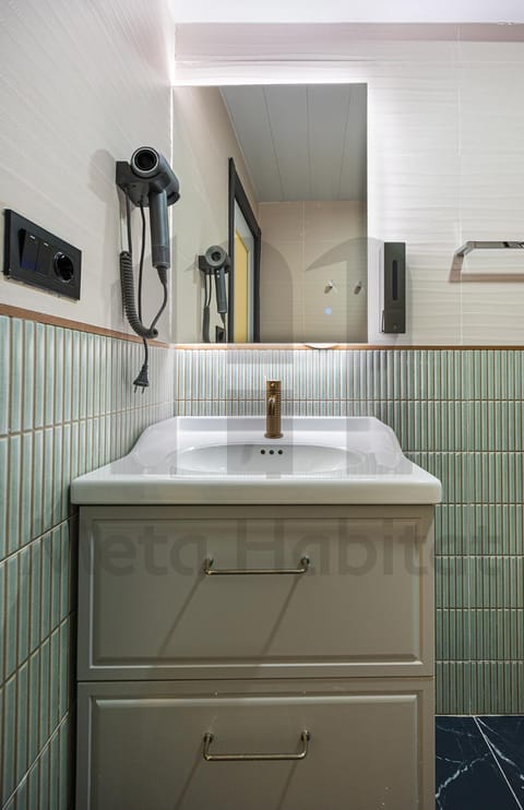 The 143 House in Madrid