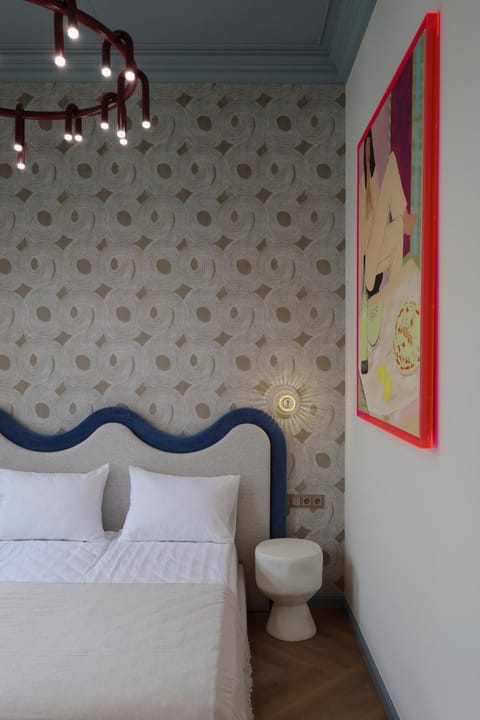 Bed, Photo of the whole room