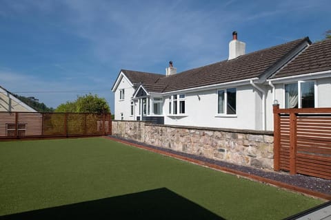 Pen y coed with hot tub and sauna surrounded by countryside views House in Abergele