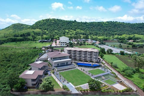 Property building, Bird's eye view