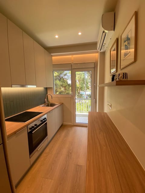 Kitchen or kitchenette, oven, stove