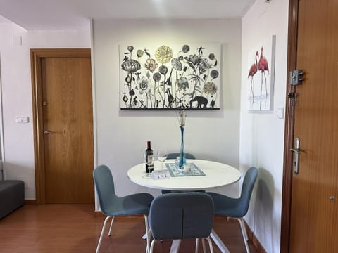 Decorative detail, Dining area