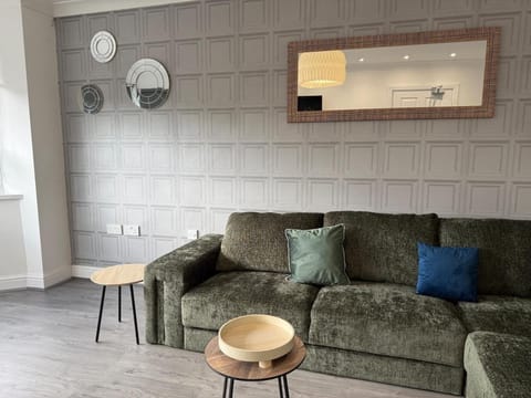 ResiLets - Berwick House - Large 4 Bed Townhouse - Contractor stays House in England