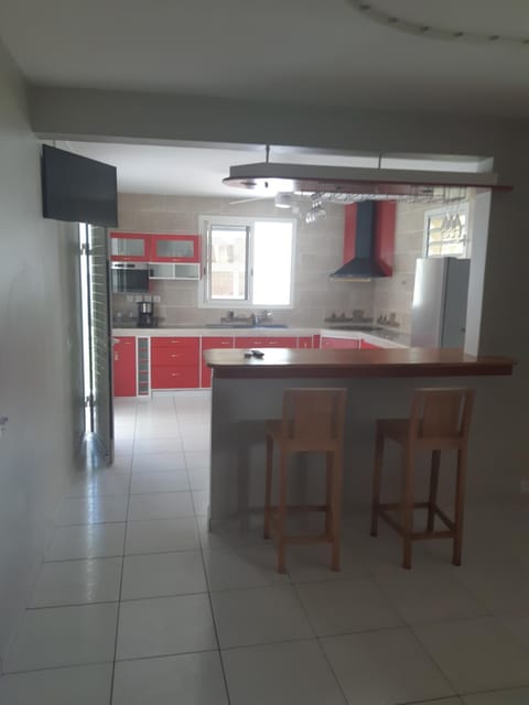 TV and multimedia, Kitchen or kitchenette, Dining area