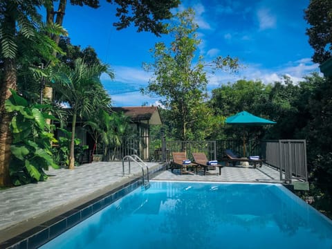 Pool view, Swimming pool