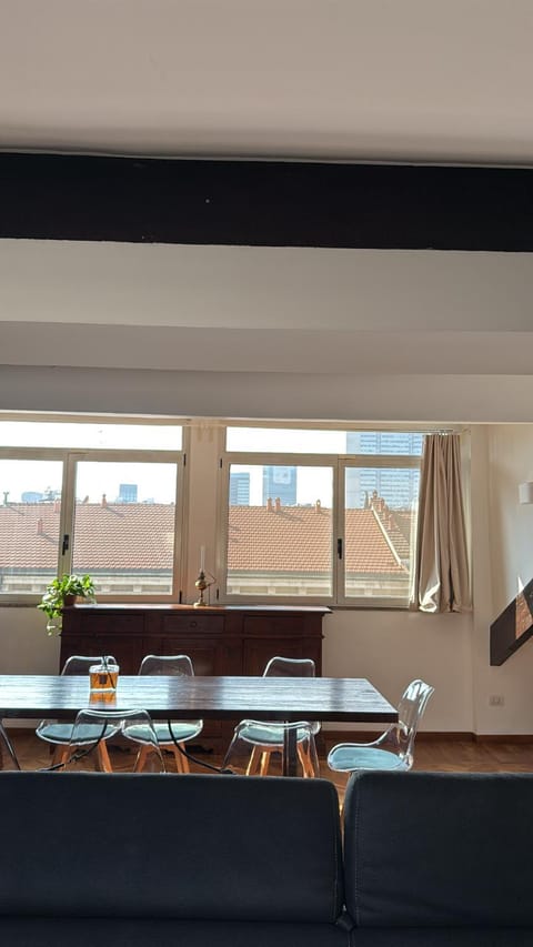 Centrale Skyline Milano Apartment in Milan