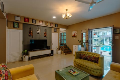 TV and multimedia, Seating area