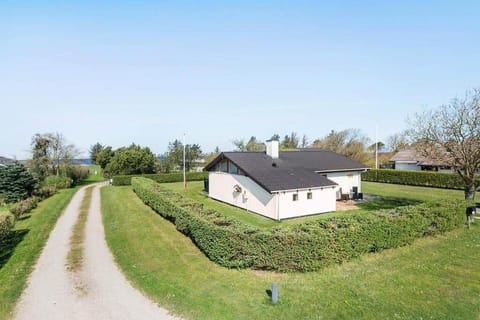 C11027-Hemmet-Husfold-75 House in Hemmet