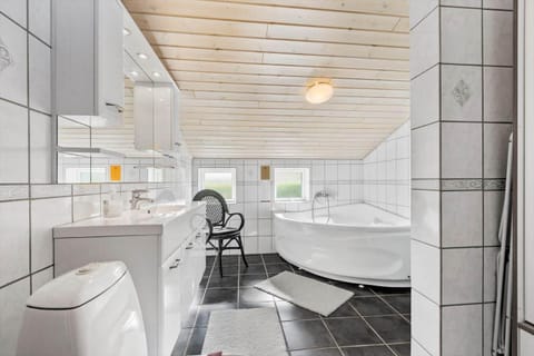 C11027-Hemmet-Husfold-75 House in Hemmet