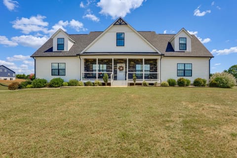Private Boat Slip on Lake Anna 3,000-Sq-Ft Home! House in Lake Anna