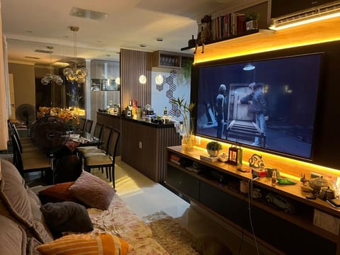 Communal lounge/ TV room, TV and multimedia, Living room