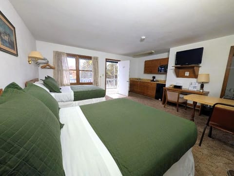 Cool City Motel Motel in Two Rivers